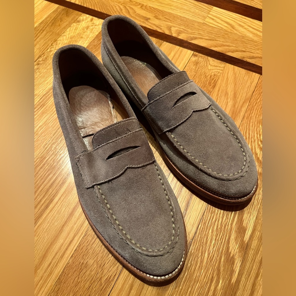 J. Crew men’s size 9 suede loafers